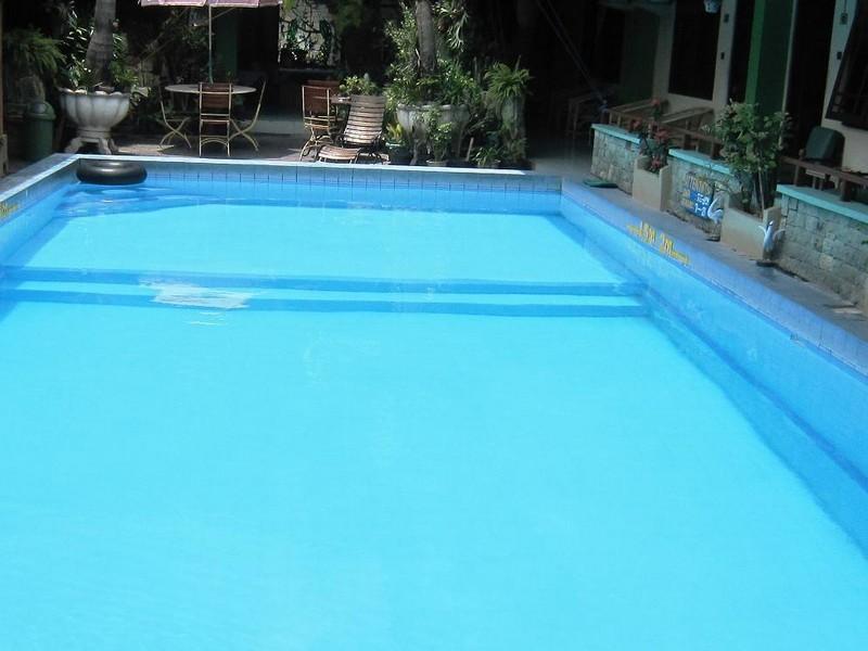 Oyo 585 Hotel Perwita Sari Yogyakarta Eksteriør bilde